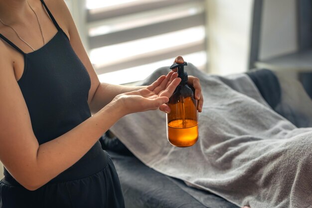 Korzyści płynące z używania olejków CBD do masażu w codziennej pielęgnacji ciała