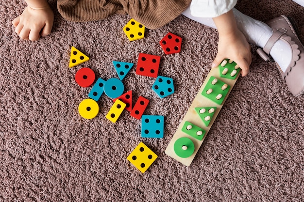 Jak wybrać odpowiednie zabawki edukacyjne dla rozwoju dziecka?
